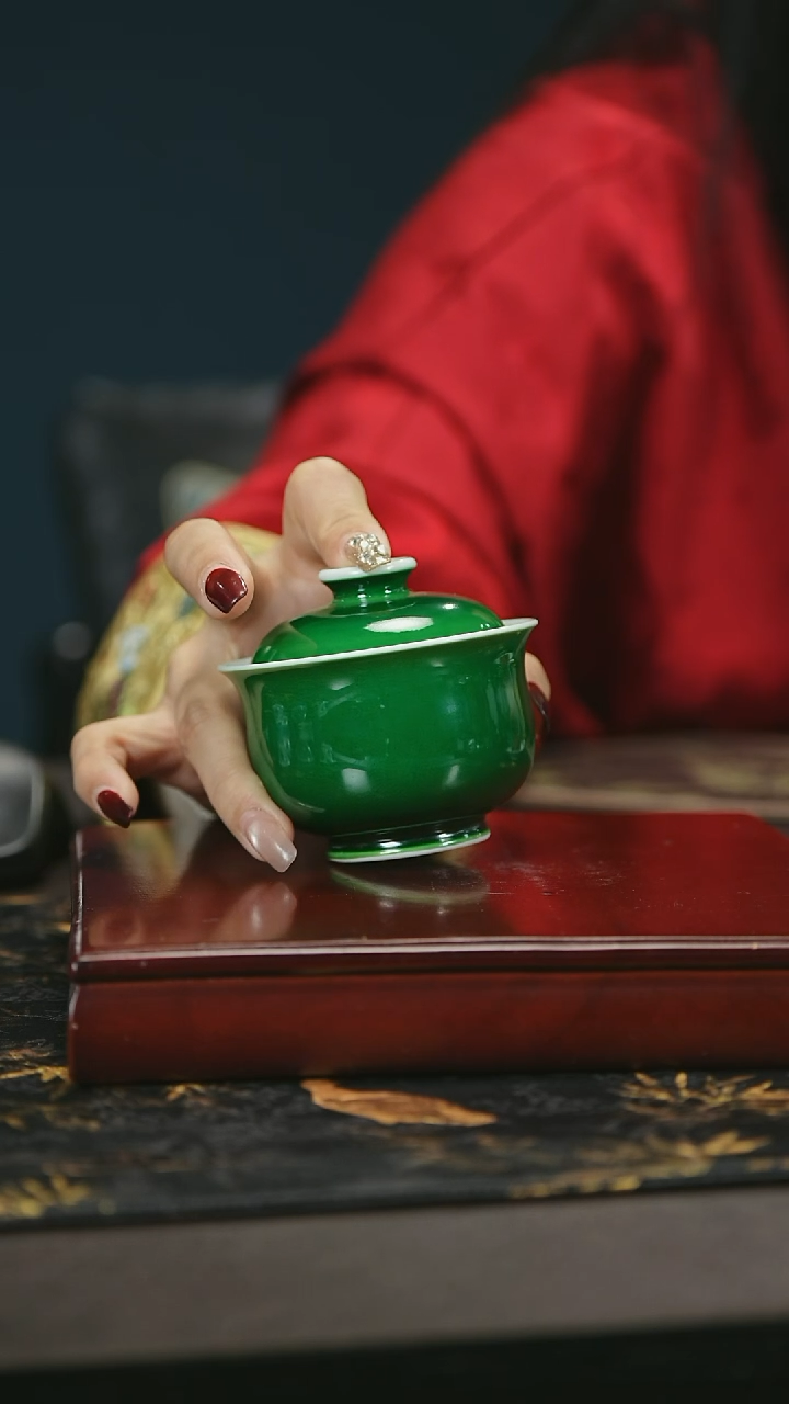 【闪购商品】瓷堂里郎窑绿布袋盖碗