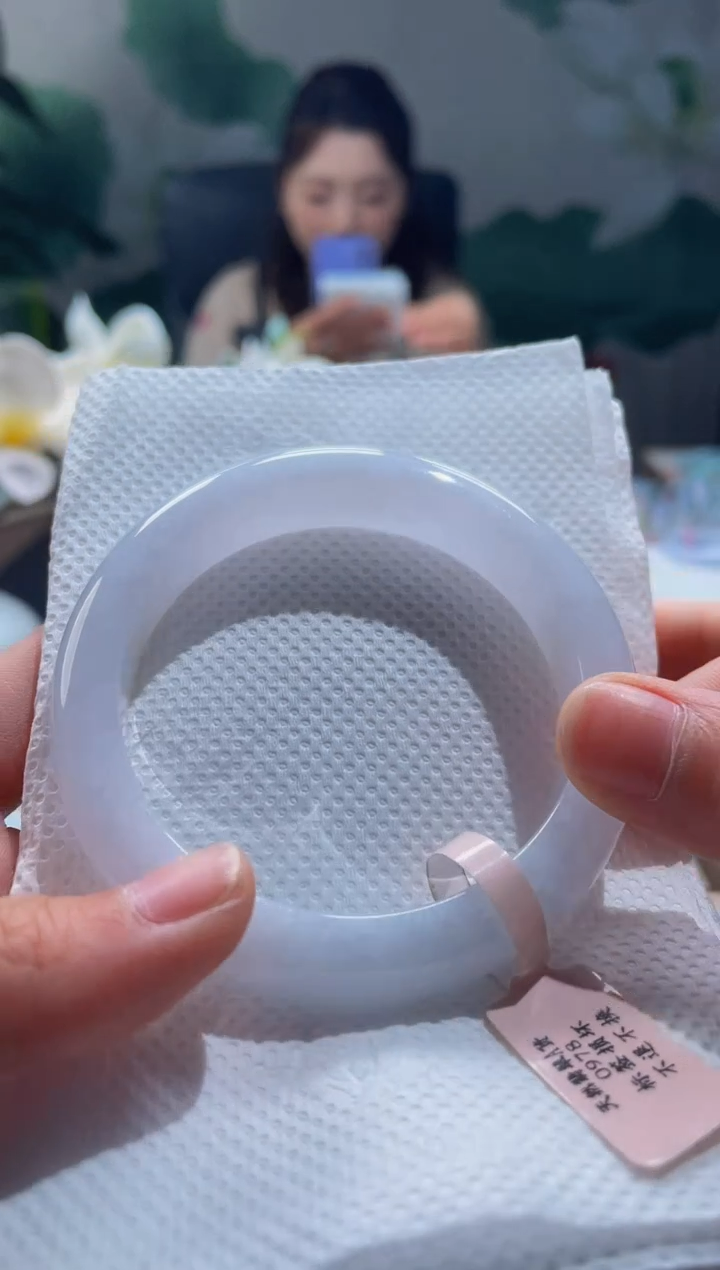 【闪购商品】翡翠手镯未镶嵌306手镯56.7