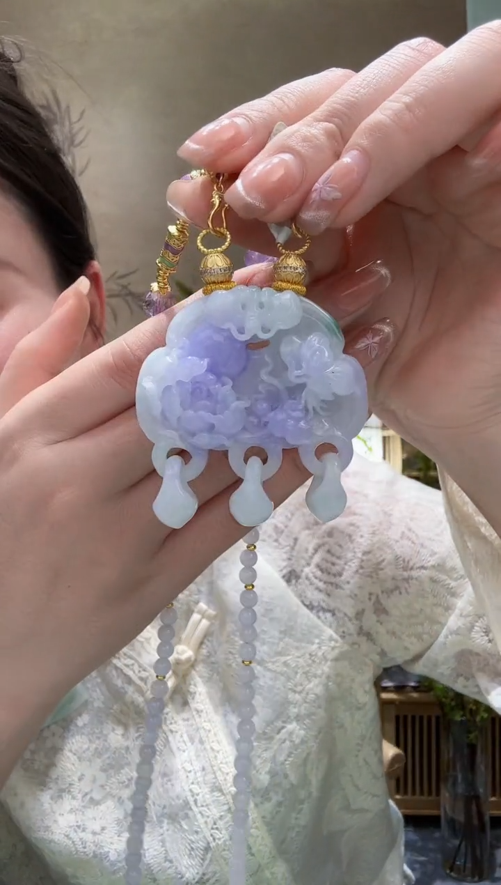 【闪购商品】翡翠未镶嵌颈饰吊坠