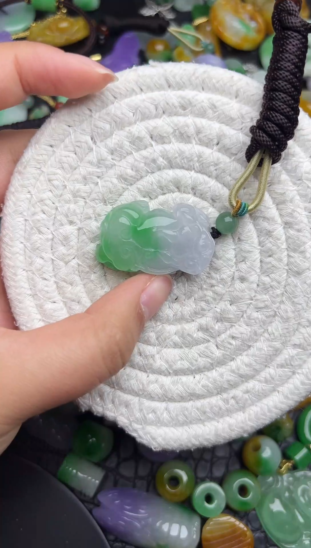 颈饰未镶嵌翡翠缅甸翡翠吊坠