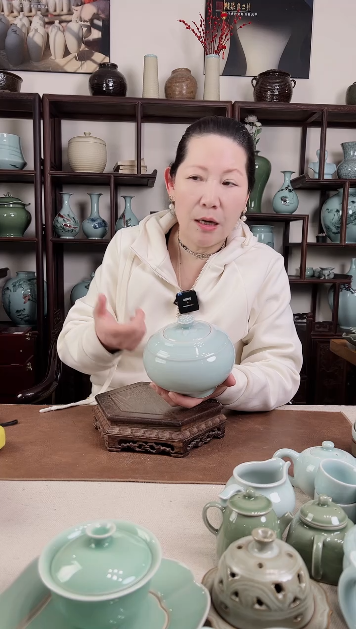 【闪购商品】杯青瓷 粉青 莲心 茶叶罐B