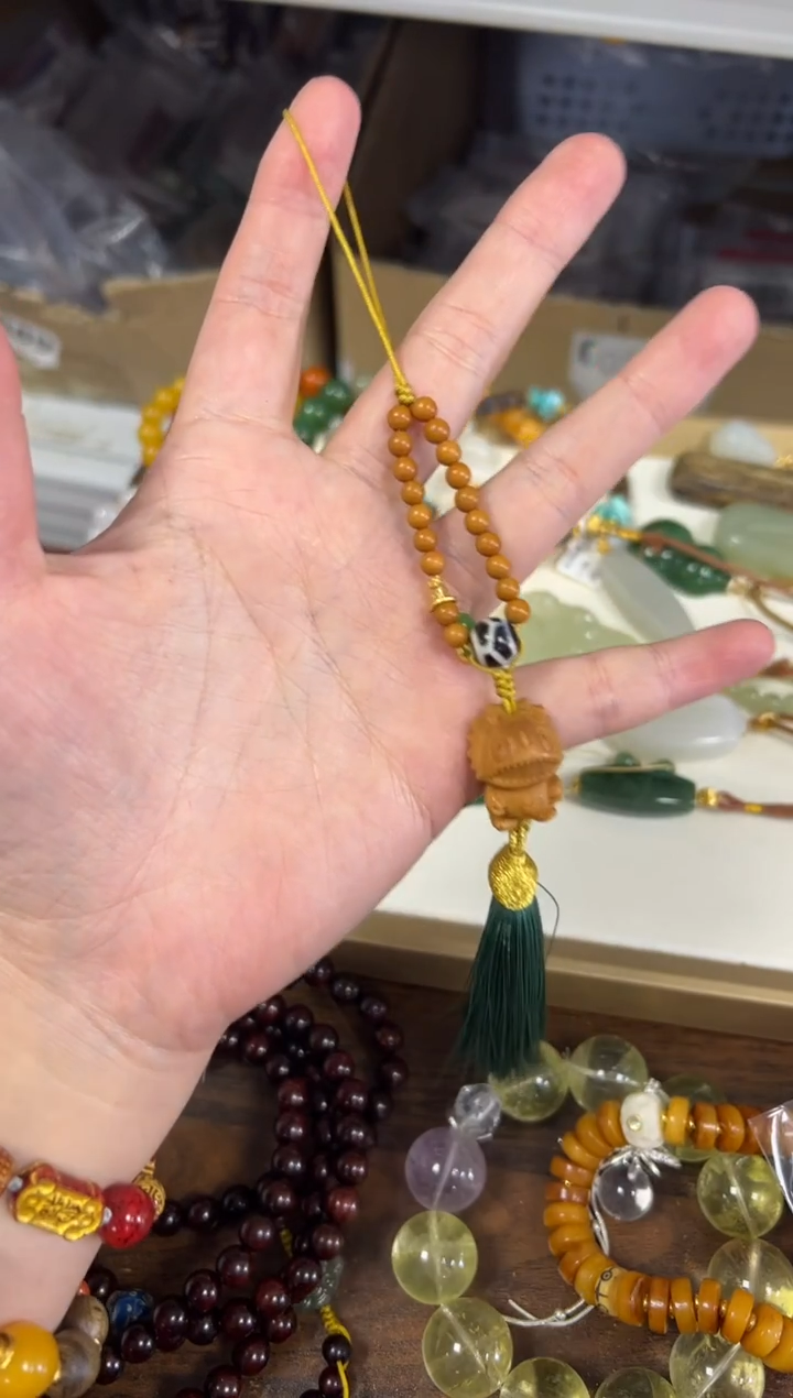 吊坠橄榄核橄榄核吞金兽流苏款挂件[2548]