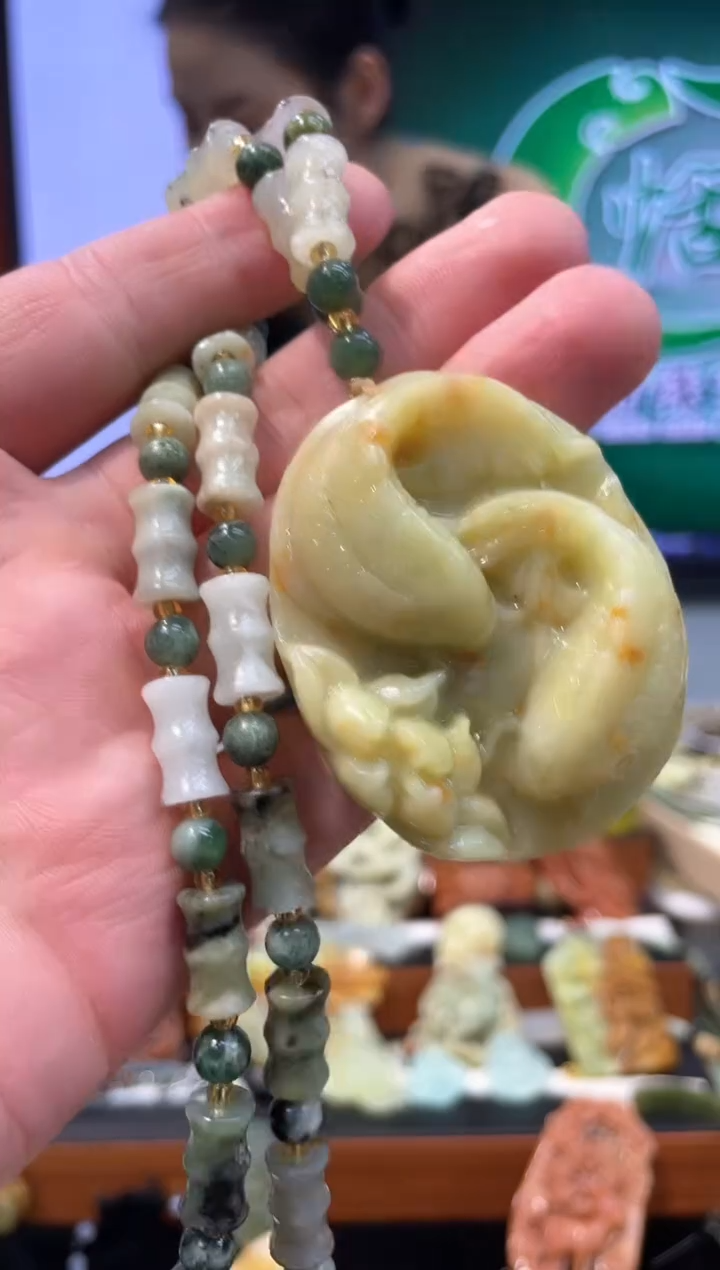 【闪购商品】岫玉吊坠未镶嵌·