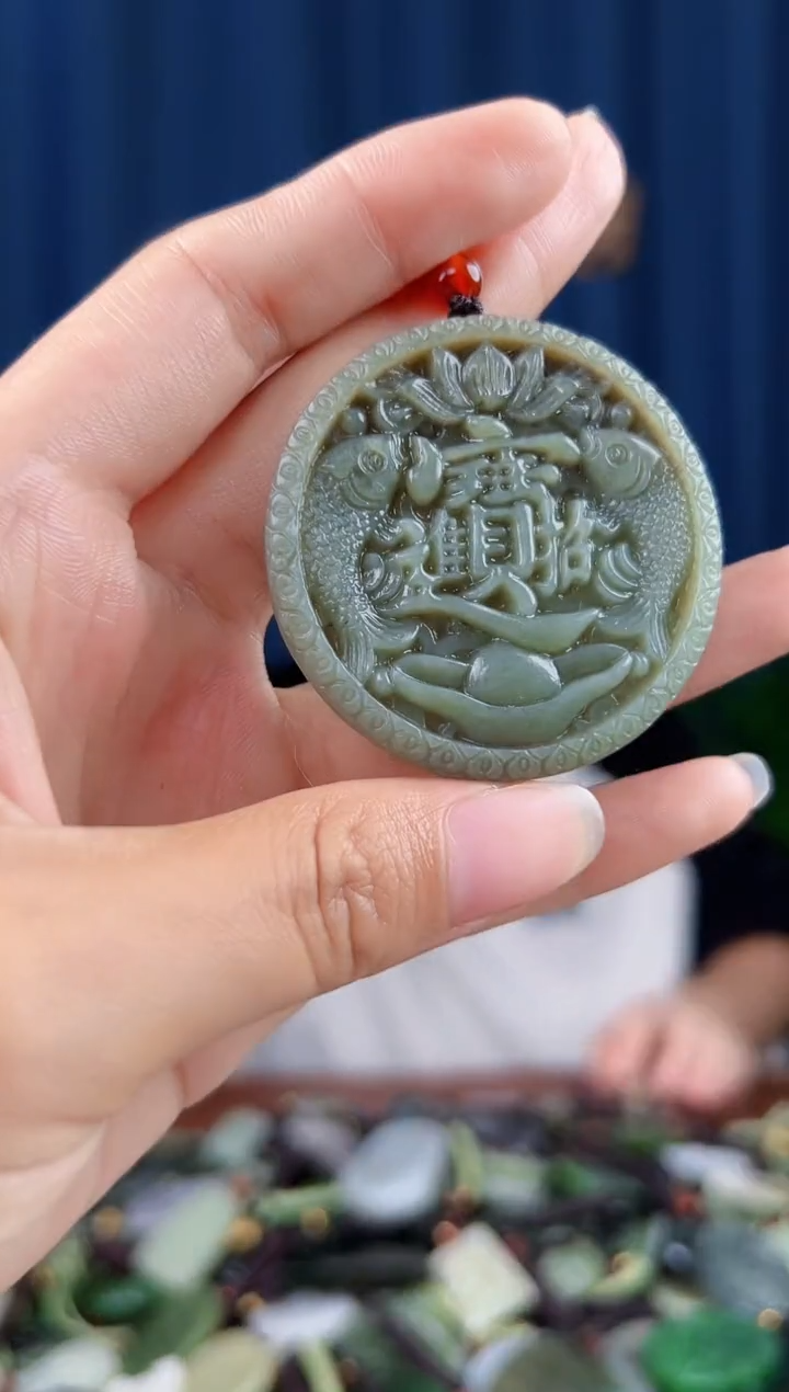 未镶嵌和田玉挂件拍一发一
