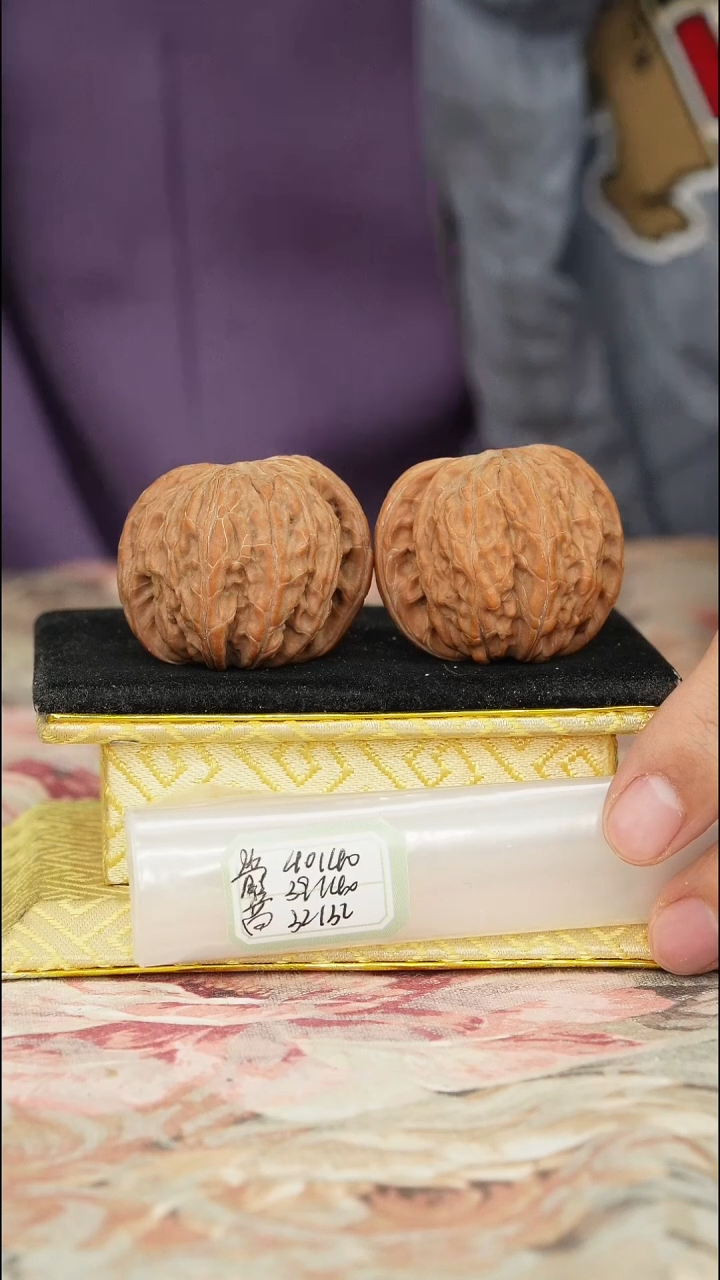 【闪购商品】文玩核桃把件磨盘