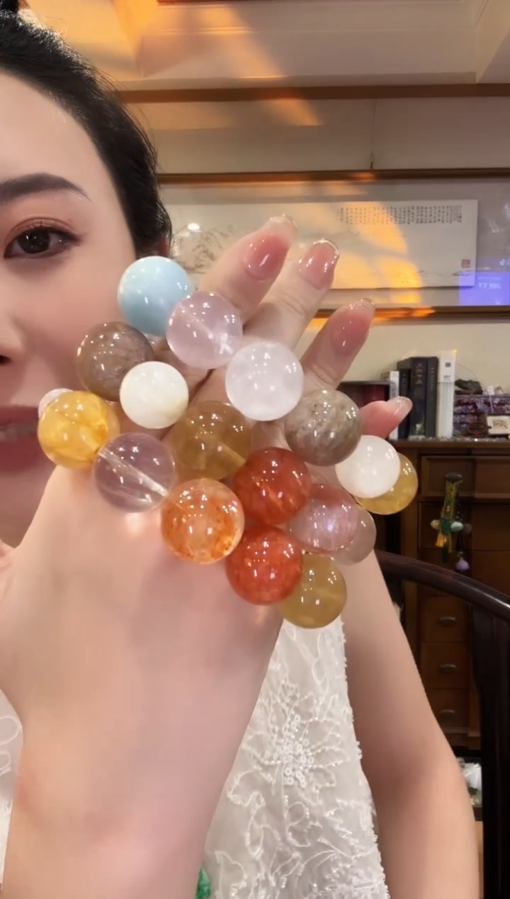 颈饰未镶嵌水晶多样性发其一