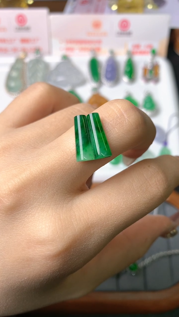 【闪购商品】定制翡翠未镶嵌裸石（镶嵌定制）