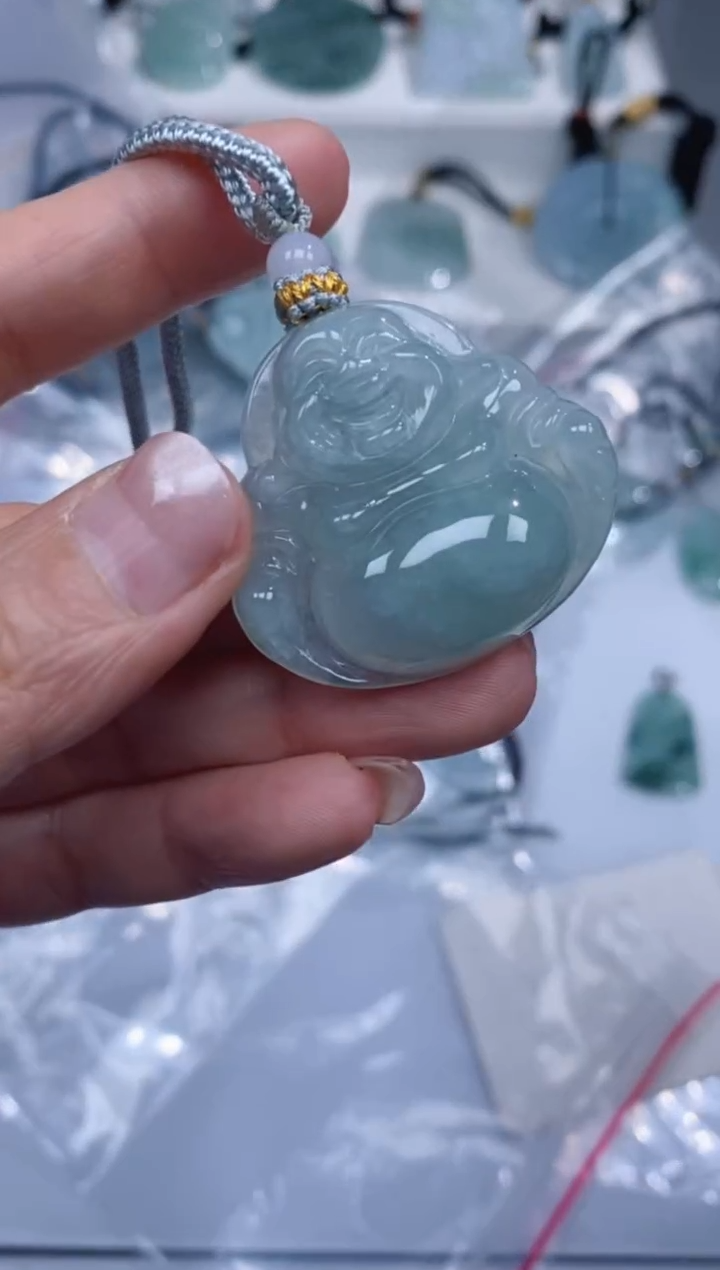 颈饰未镶嵌翡翠吊坠