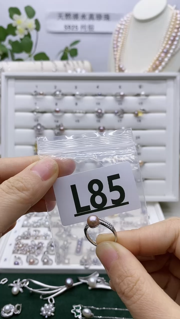 银S925镶嵌无淡水珍珠u****5L85