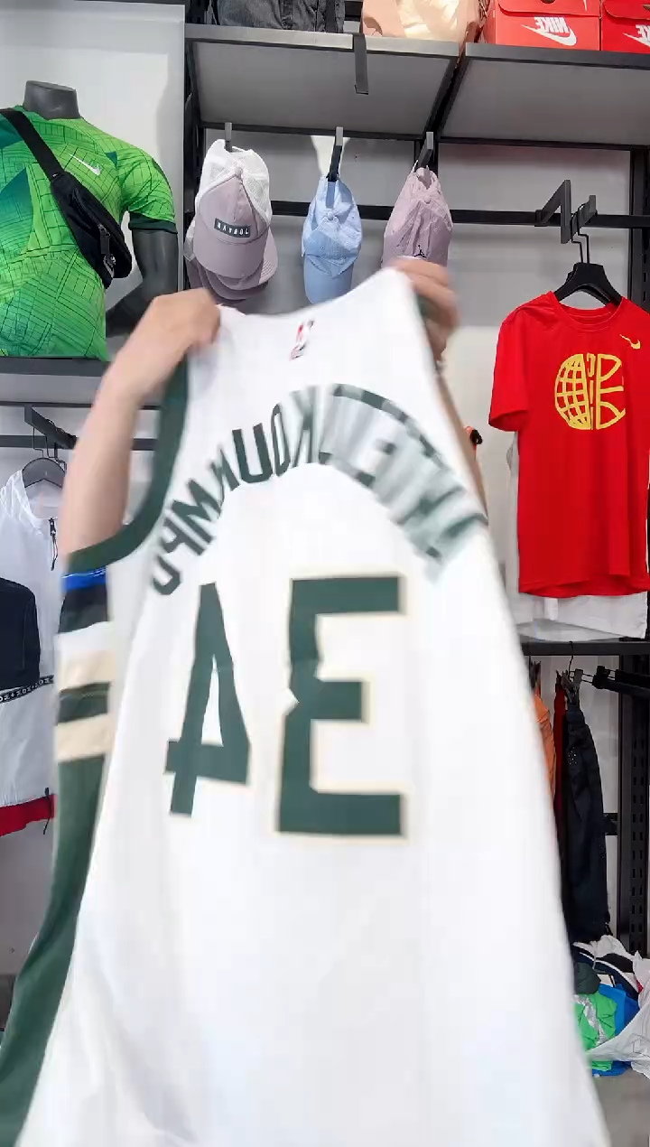 1183编码 耐克卫衣服饰过款为准 尺码