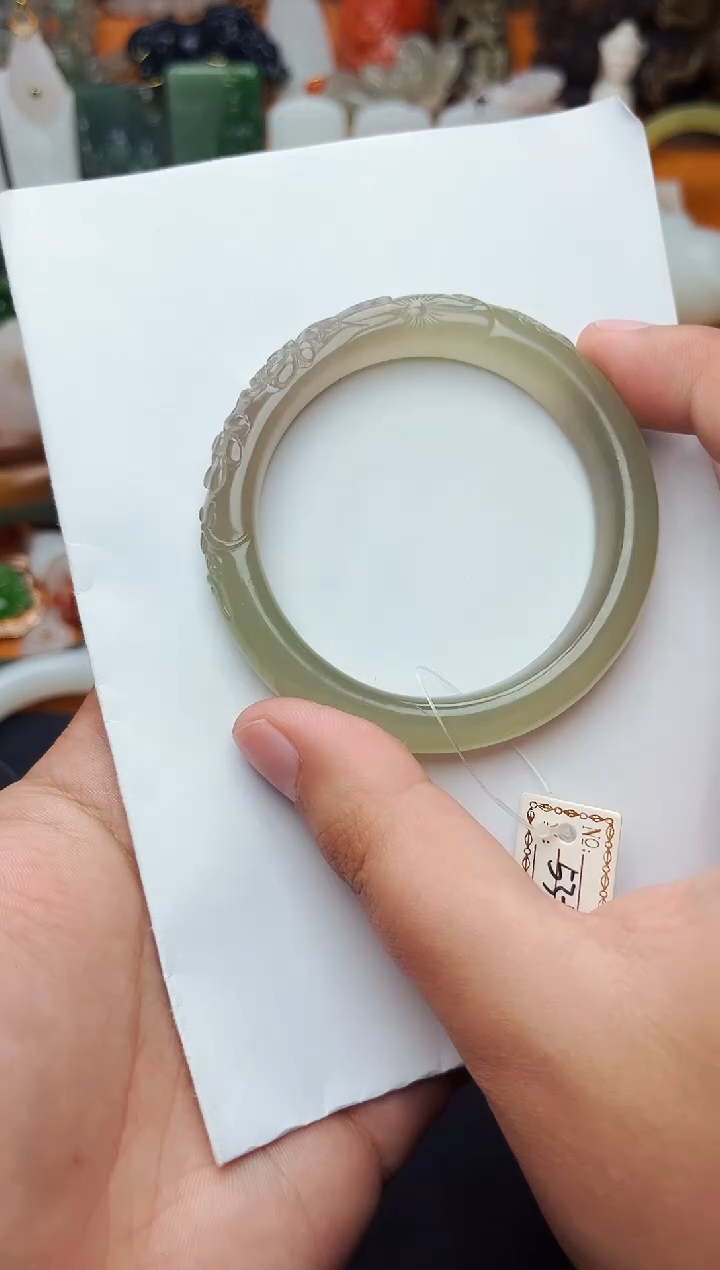 【闪购商品】和田玉手镯未镶嵌53圈口 01