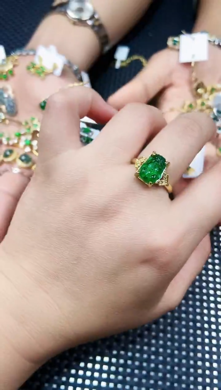 【闪购商品】翡翠戒指未镶嵌111111111