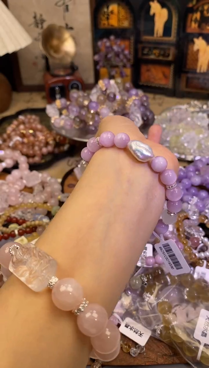 【闪购商品】锂辉石手串未镶嵌212