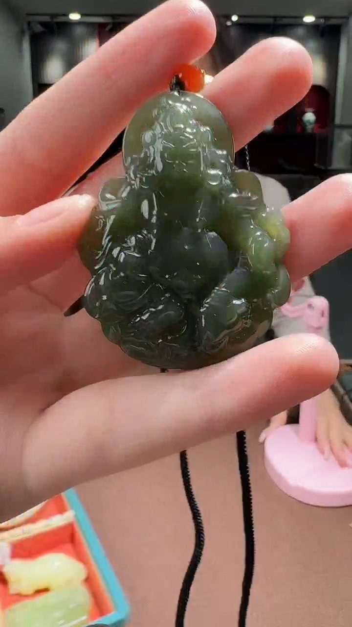 颈饰未镶嵌和田玉工厂清货不退不换微包容，多样性拍一发一