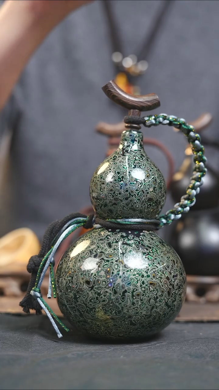 【闪购商品】RG119漆艺酒葫芦不包手串及旋转底座