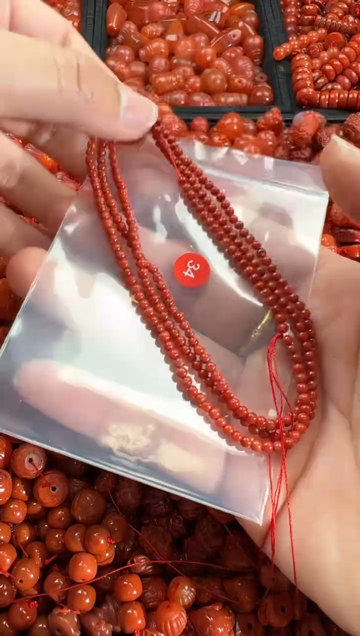 【闪购商品】南红玛瑙颈饰未镶嵌1