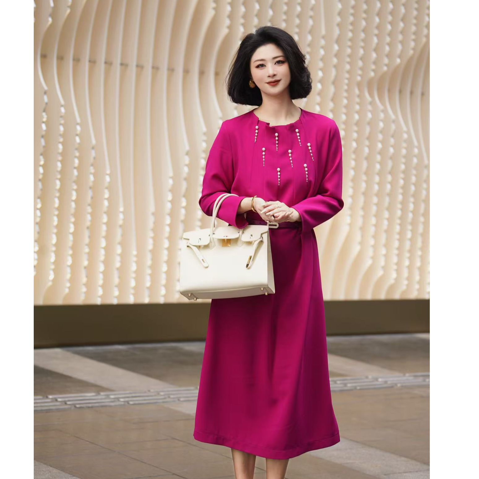 037  2025年早春新款新中式轻奢显瘦连衣裙 SL25017