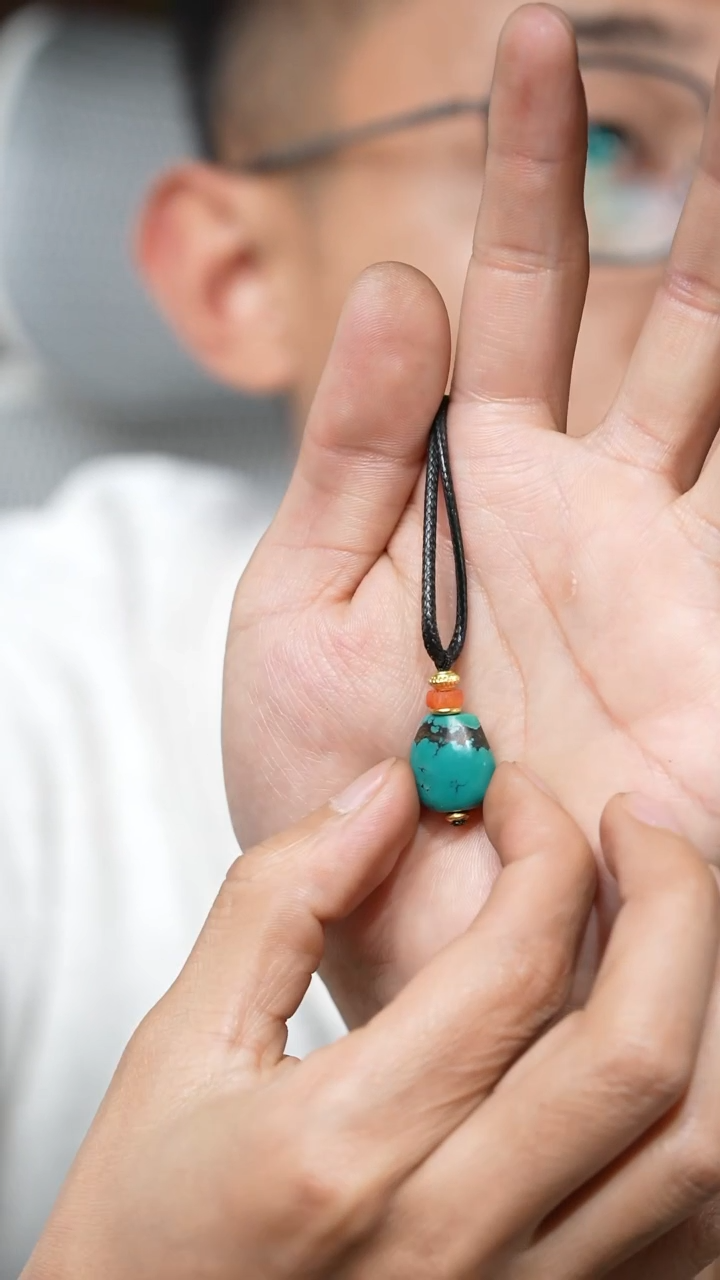 【闪购商品】绿(多样性发货，发其一）