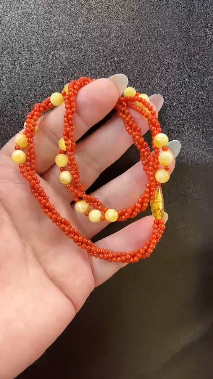 未镶嵌颈饰琥珀项链