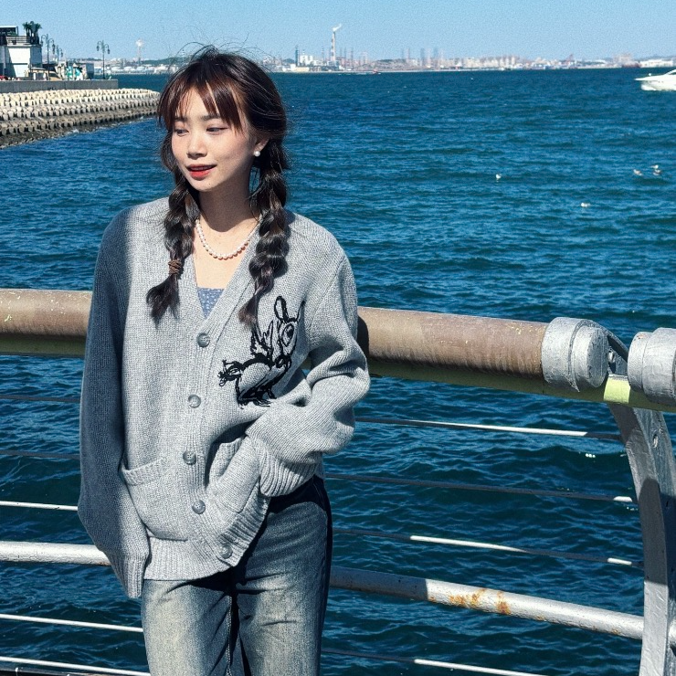 99新 BURBERRY/博柏利 潮奢豆 严选/深灰色小鹿嵌花外套/H13803