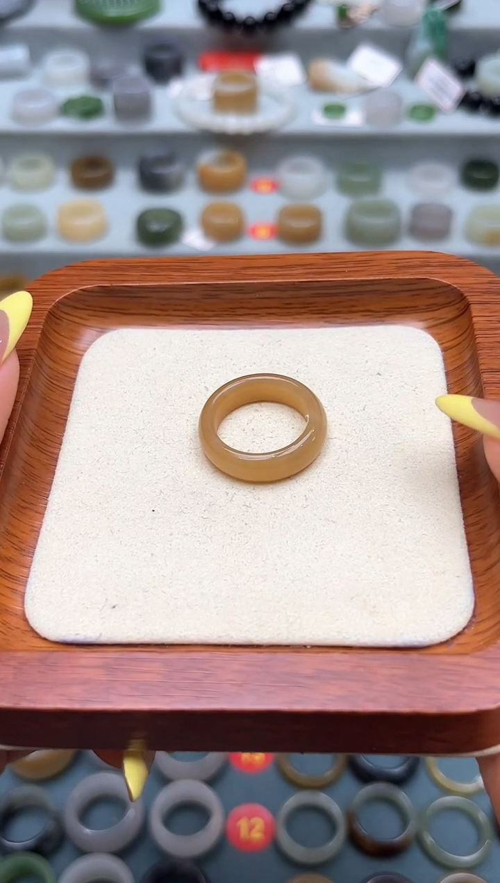 【闪购商品】和田玉未镶嵌戒指13号