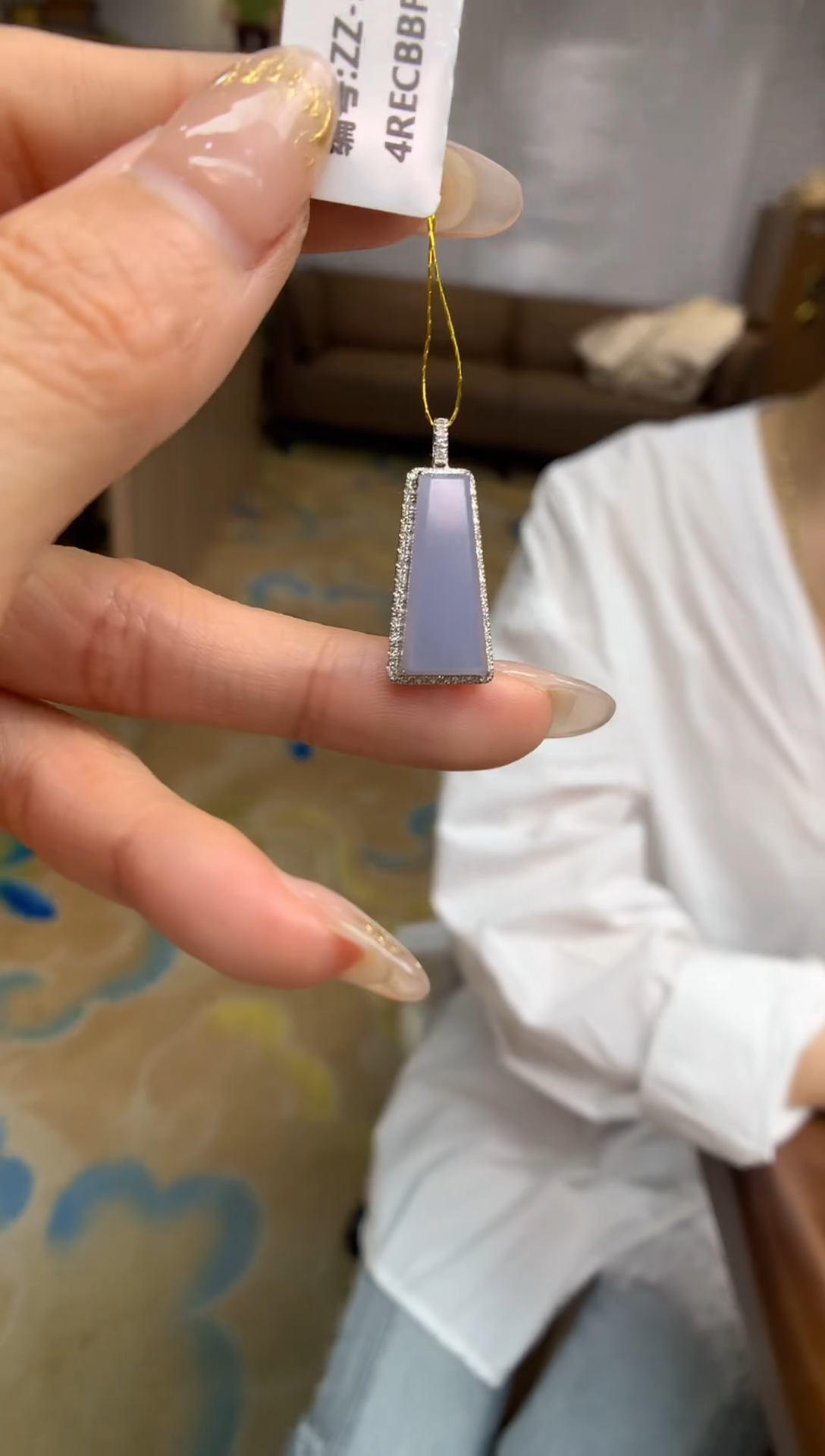 【闪购商品】翡翠颈饰18K金镶嵌无事牌