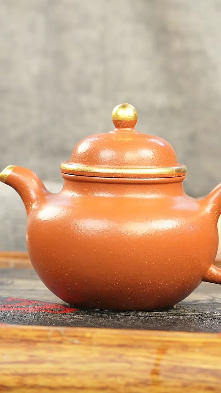 茶壶紫砂绝红描金多球