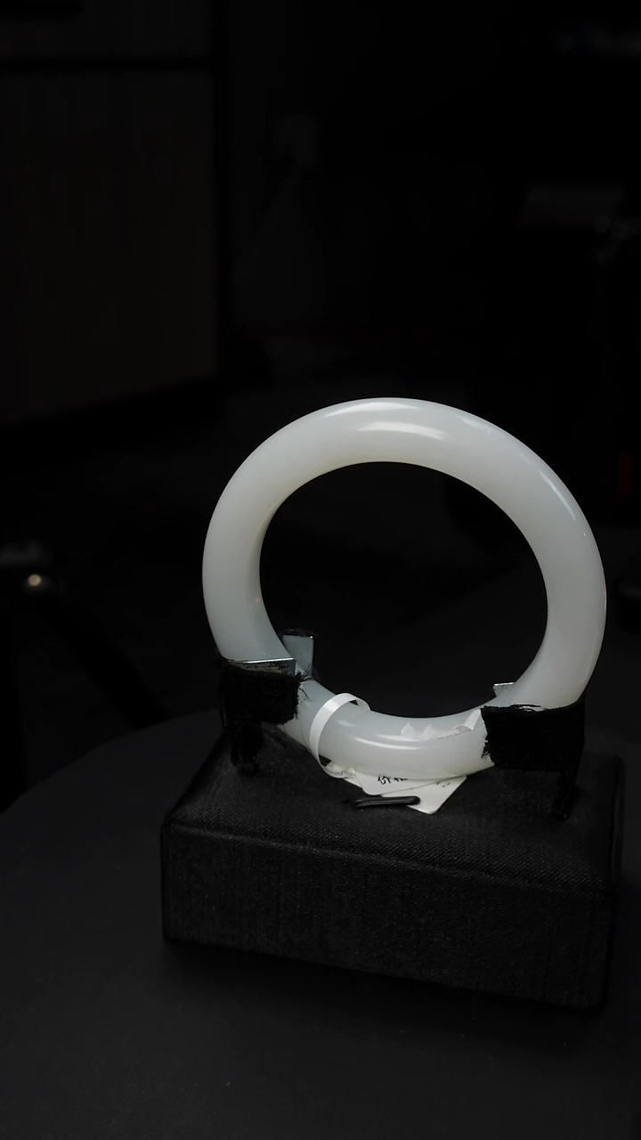 未镶嵌手镯和田玉俄老芭莎料手镯57.5圈