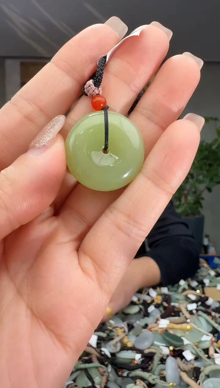 颈饰未镶嵌和田玉拍一发一多样性发货