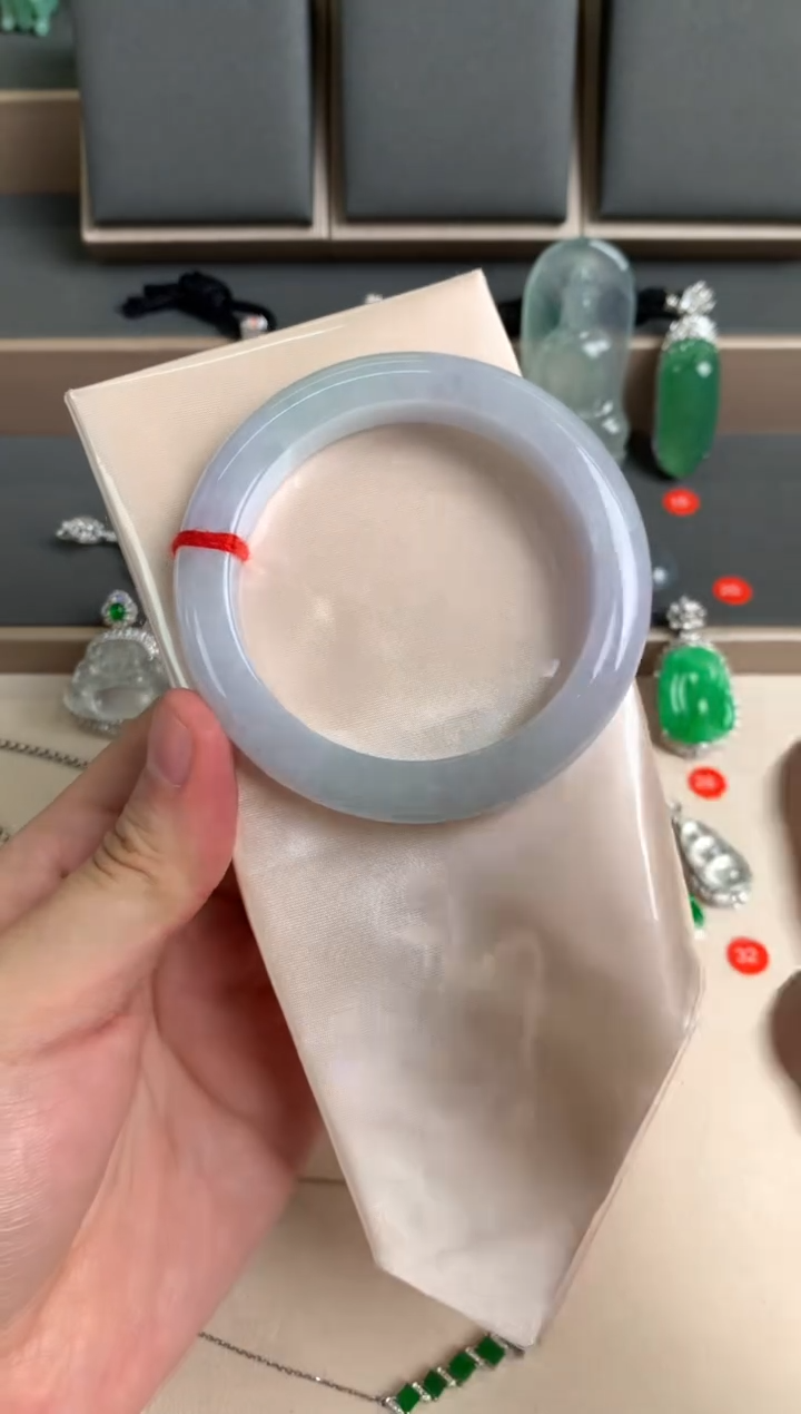 未镶嵌手镯翡翠手镯