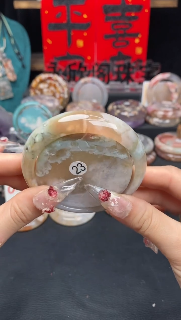 【闪购商品】石英质玉手镯（圆镯）未镶嵌57