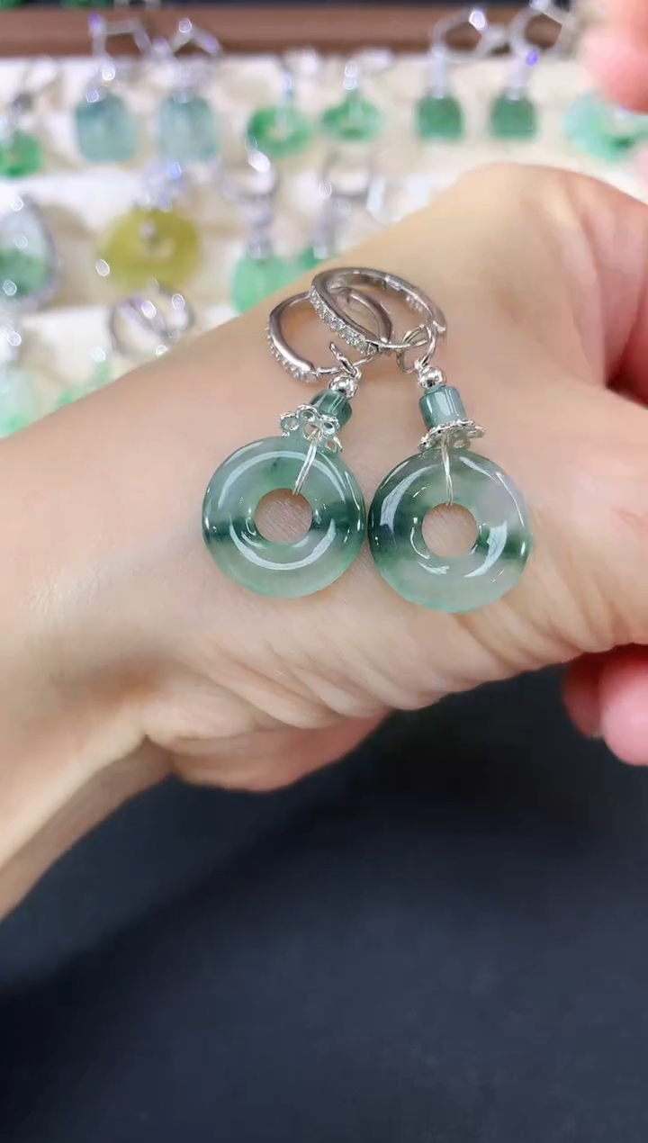 未镶嵌翡翠耳饰62买断场不退不换|380