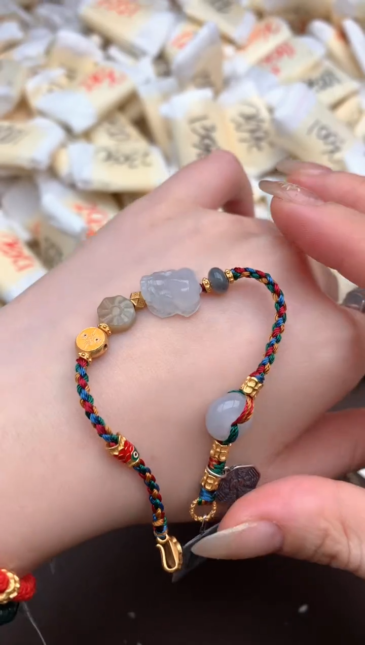 【闪购商品】翡翠挂件未镶嵌 一