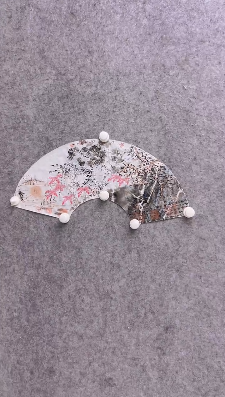 【闪购商品】绘画卢禹舜-1.8平尺-扇面作品