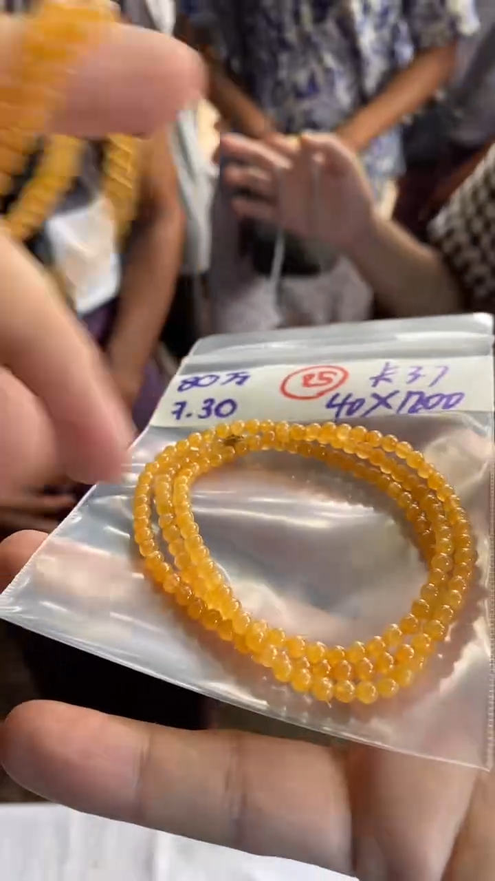 定制翡翠未镶嵌天然缅甸翡翠多样性