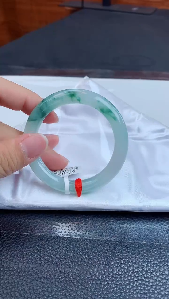 【闪购商品】翡翠手镯未镶嵌缅甸天然翡翠A货手镯
