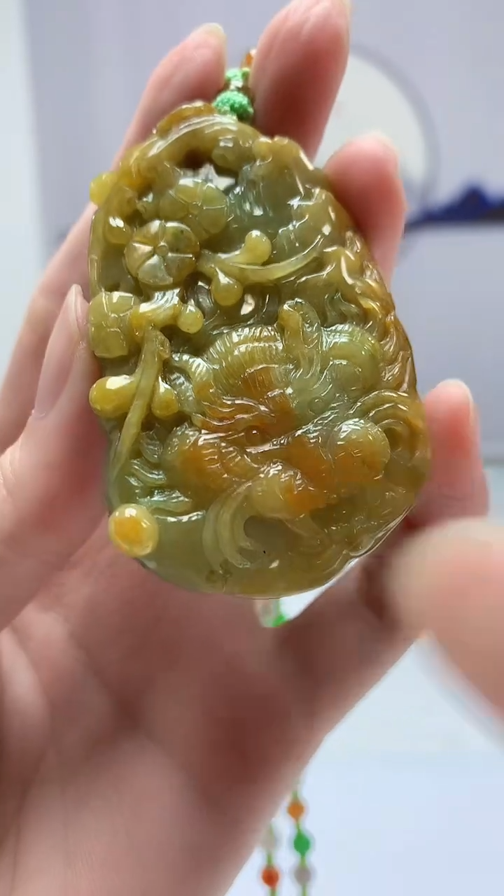 【闪购商品】定制翡翠未镶嵌4852zm-毛货挂件115