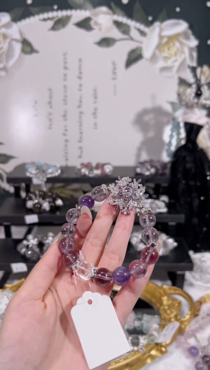 【闪购商品】水晶手链未镶嵌天然水晶默认微瑕 多样性发货发其一