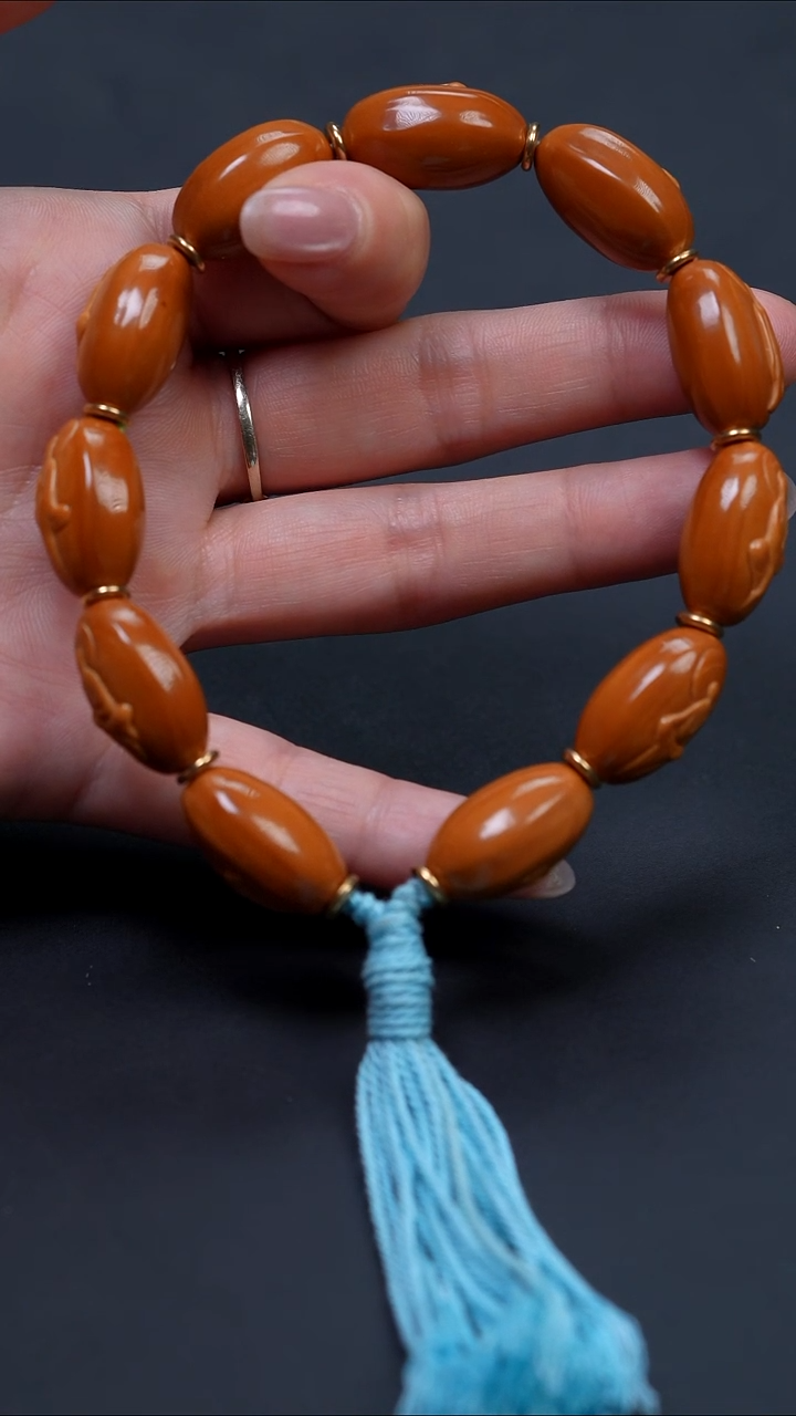 橄榄核吊坠1.4浮雕弥勒