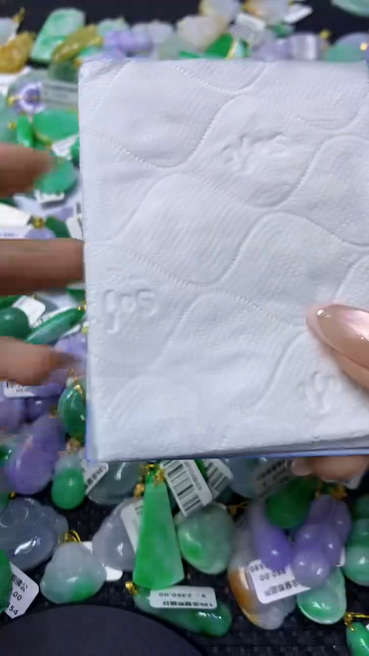 颈饰18K金镶嵌翡翠天然缅甸翡翠A货