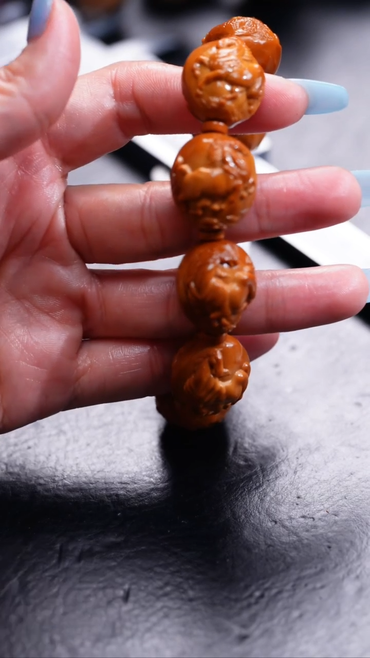 【闪购商品】橄榄核吊坠橄榄核