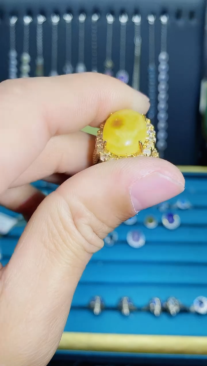 【闪购商品】蜜蜡戒指银S925镶嵌11211