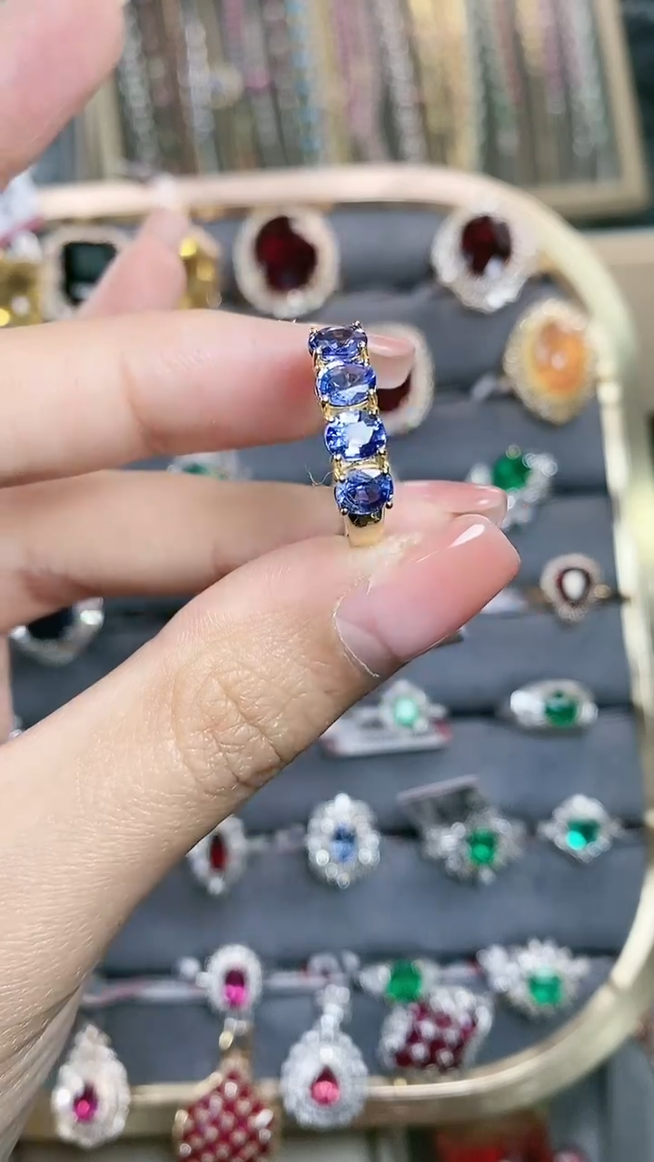 【闪购商品】蓝宝石戒指18K金镶嵌18K金镶嵌蓝宝石戒指