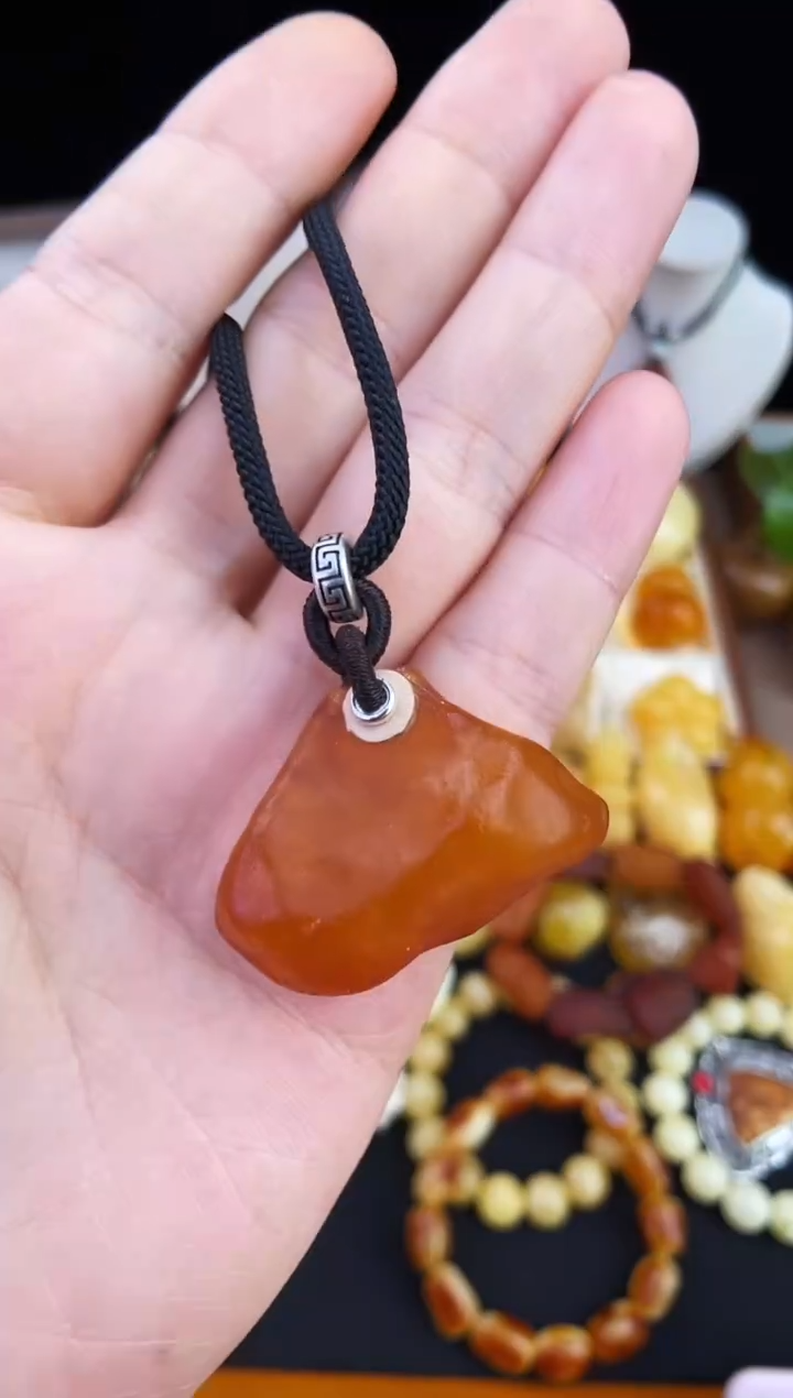 琥珀未镶嵌珠宝奇石柒月