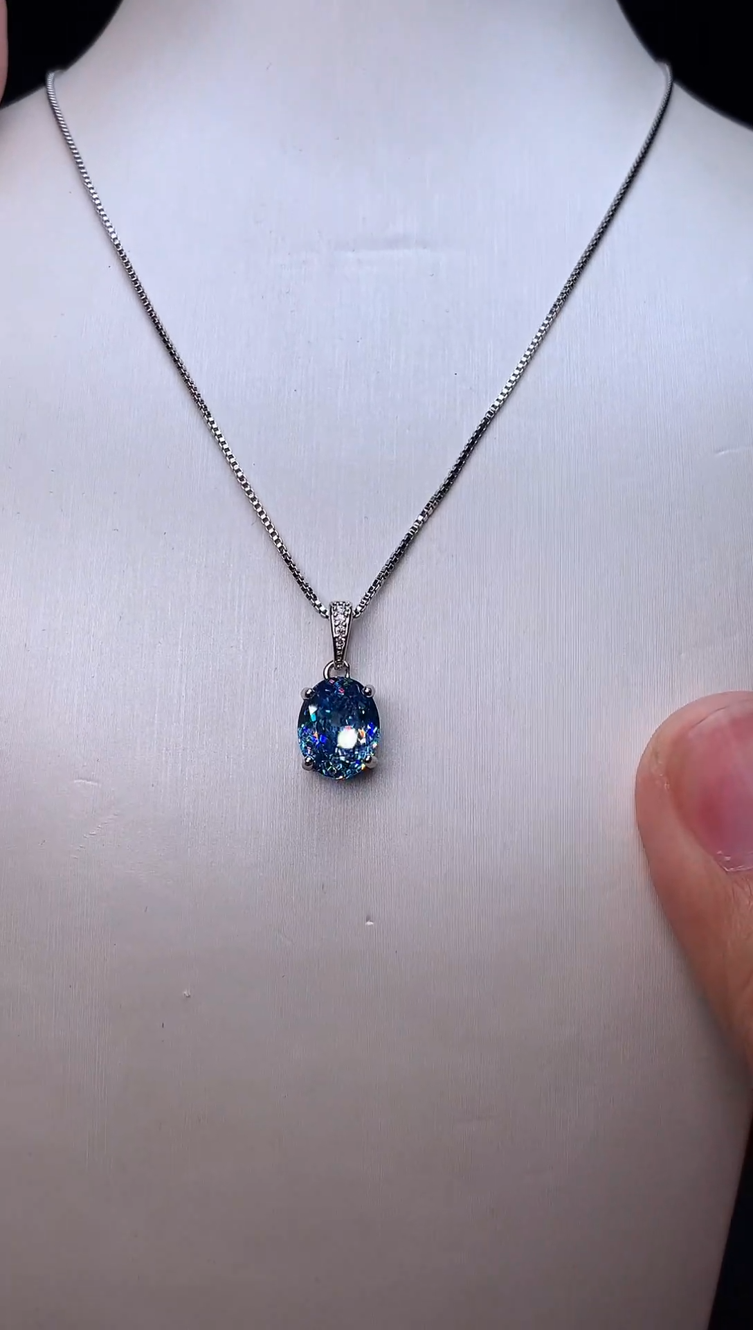 银S925镶嵌颈饰海蓝宝石22