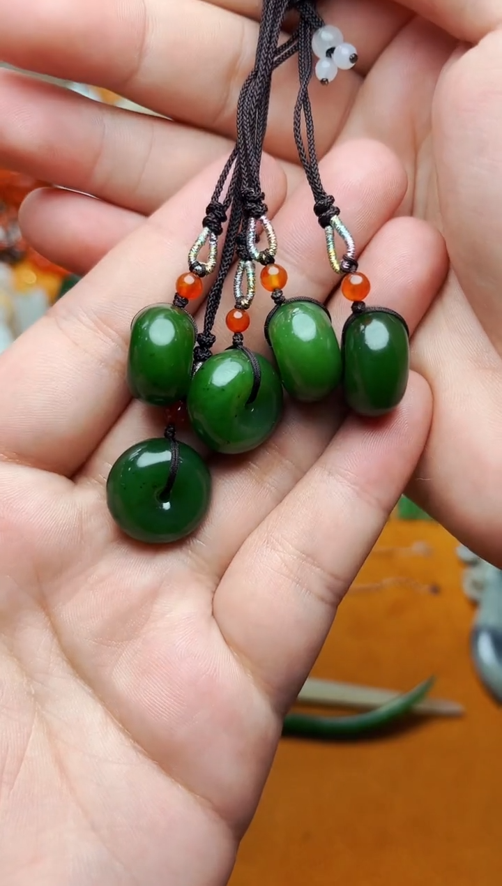 【闪购商品】和田玉颈饰未镶嵌平安扣多样性拍一发一