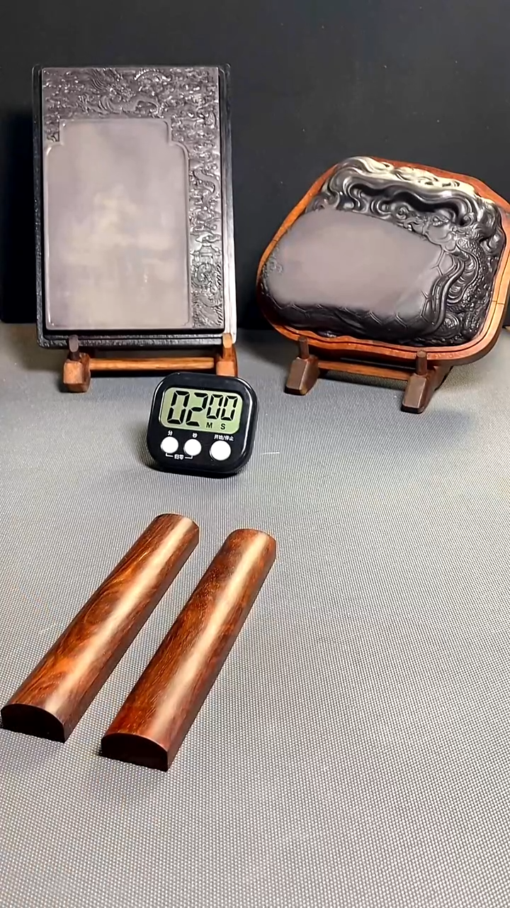 沁**i荣宝斋文房1小叶紫檀镇尺