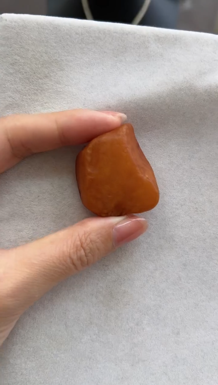 【闪购商品】琥珀裸石未镶嵌10205055-吊坠