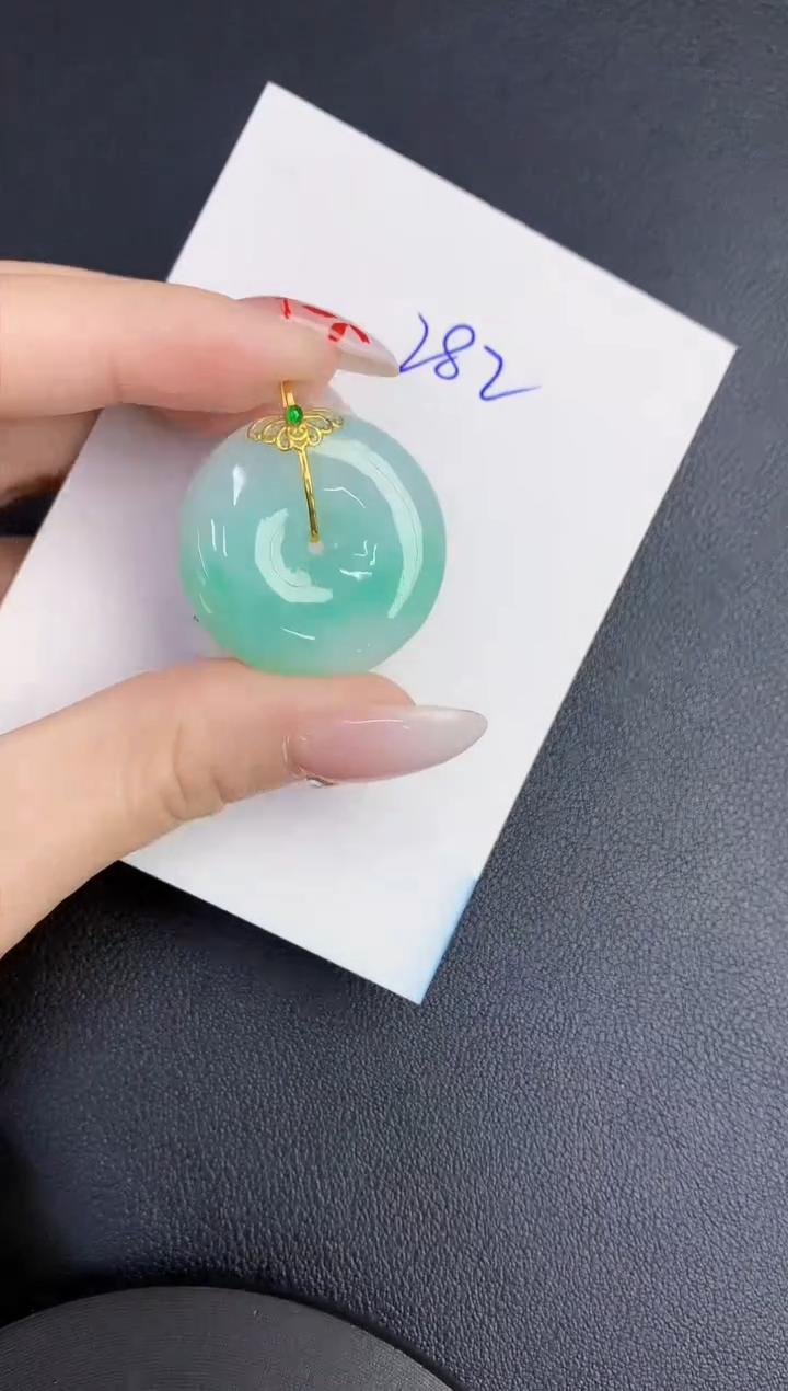 【闪购商品】翡翠颈饰18K金镶嵌00000000000