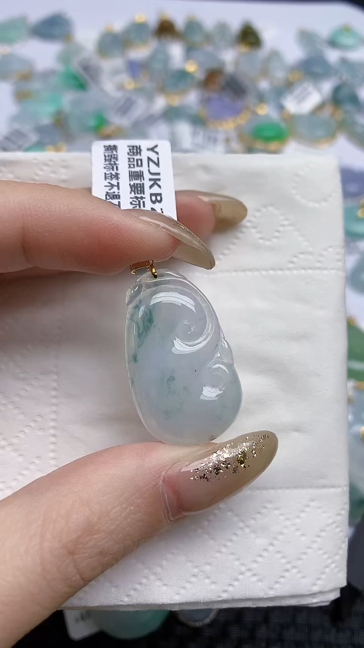 【闪购商品】翡翠颈饰18K金镶嵌天然A货翡翠 46